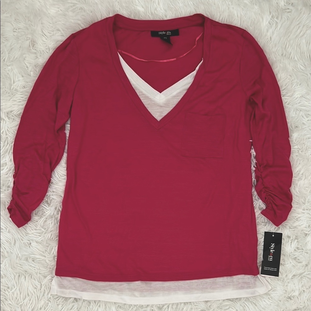 Women's Magenta V-Neck Top